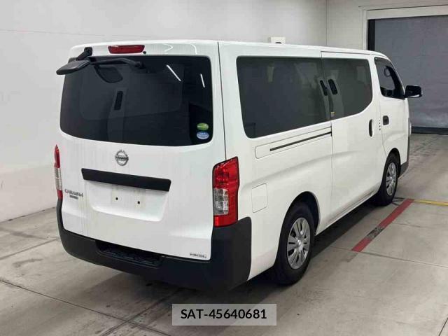 Nissan NV350 Caravan 2021-05 8055176-2