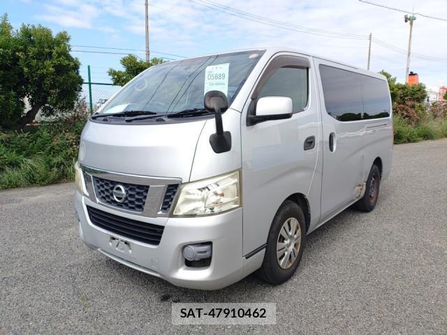 Nissan NV350 Caravan 2013-06 8055247-0