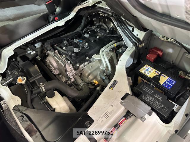 Nissan NV350 Caravan 2019-05 8055799-18