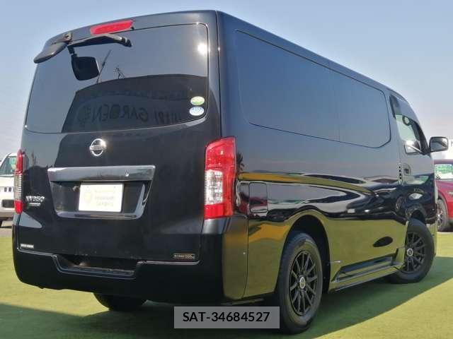 Nissan NV350 Caravan 2014-04 8056043-1