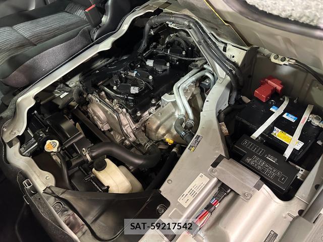 Nissan NV350 Caravan 2018-05 8056287-16
