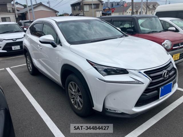 Lexus NX 2016-07 8053871-2