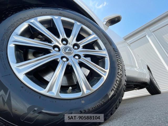 Lexus NX 2018-01 8054412-12