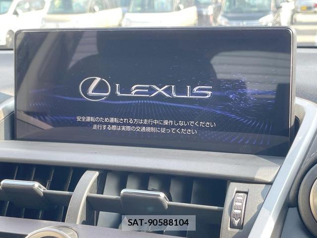 Lexus NX 2018-01 8054412-2