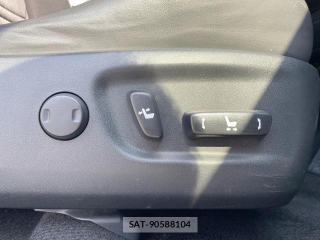 Lexus NX 2018-01 8054412-4