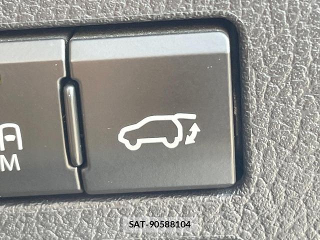 Lexus NX 2018-01 8054412-6