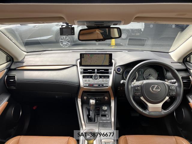 Lexus NX 2021-09 8055826-2