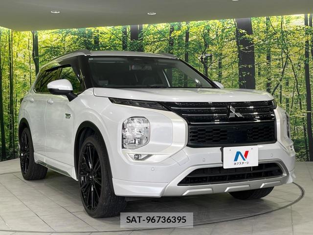 Mitsubishi OUTLANDER PHEV 2022-03 8053633-15