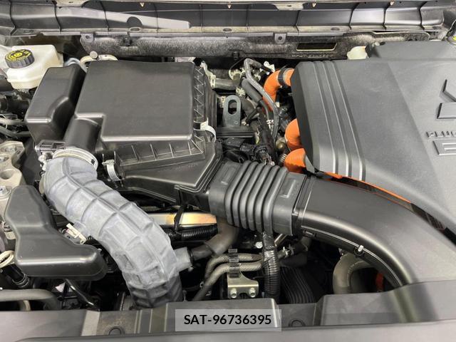 Mitsubishi OUTLANDER PHEV 2022-03 8053633-17