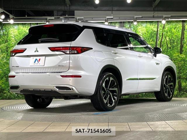 Mitsubishi OUTLANDER PHEV 2022-12 8053766-17