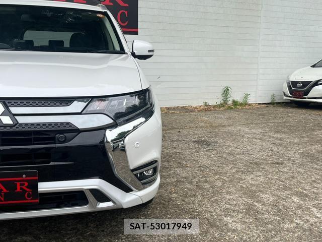 Mitsubishi OUTLANDER PHEV 2018-11 8053942-11