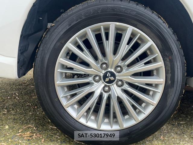 Mitsubishi OUTLANDER PHEV 2018-11 8053942-16