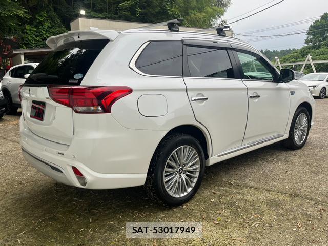 Mitsubishi OUTLANDER PHEV 2018-11 8053942-5