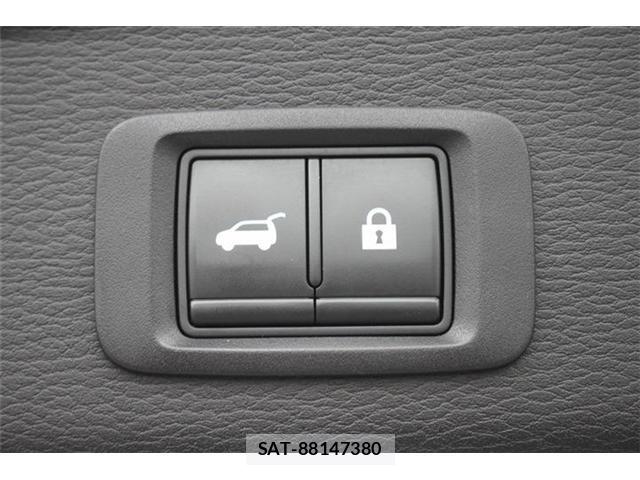 Mitsubishi OUTLANDER PHEV 2022-01 8054943-6