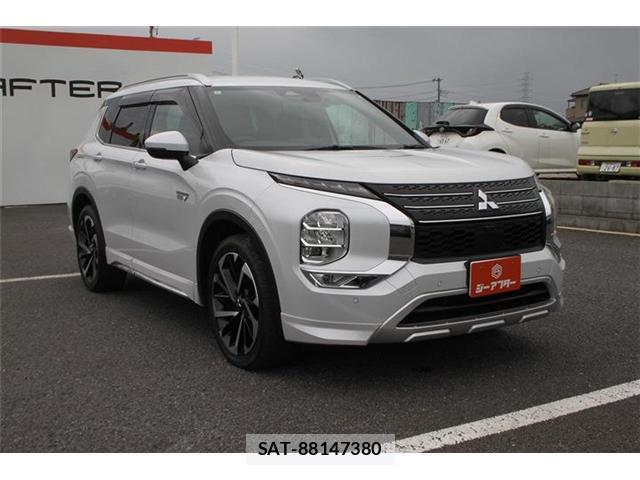 Mitsubishi OUTLANDER PHEV 2022-01 8054943-7