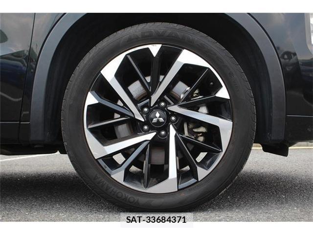 Mitsubishi OUTLANDER PHEV 2022-05 8054945-10