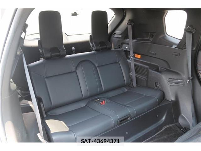 Mitsubishi OUTLANDER PHEV 2022-06 8055667-18
