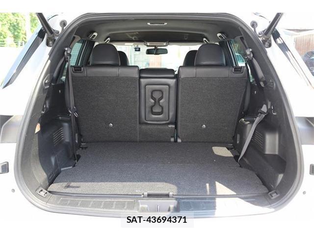 Mitsubishi OUTLANDER PHEV 2022-06 8055667-19