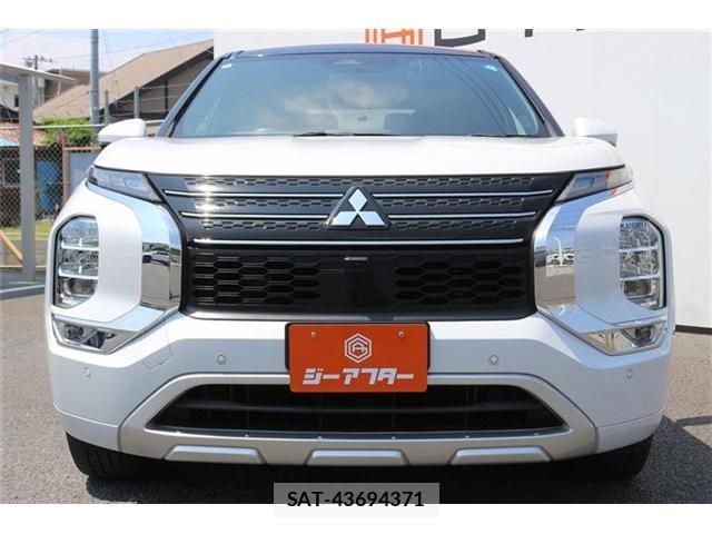 Mitsubishi OUTLANDER PHEV 2022-06 8055667-7