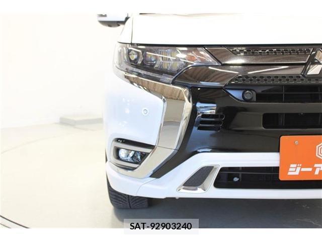 Mitsubishi OUTLANDER PHEV 2018-11 8055896-16