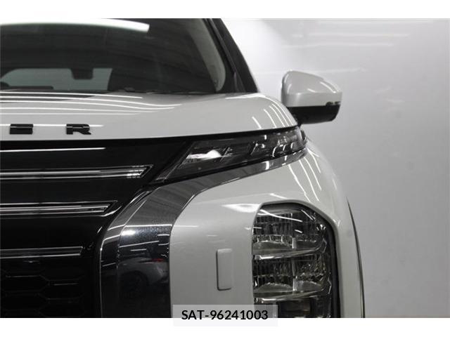 Mitsubishi OUTLANDER PHEV 2024-11 8055906-15