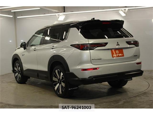 Mitsubishi OUTLANDER PHEV 2024-11 8055906-6