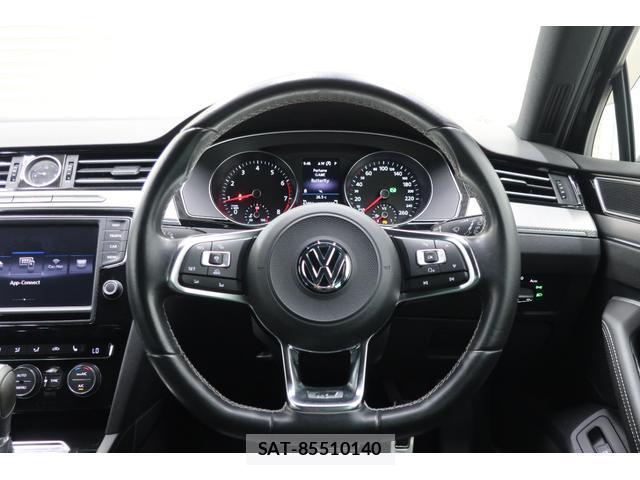 VolksWagen PASSAT VARIANT 2017-03 8053223-5