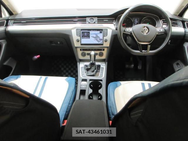VolksWagen PASSAT VARIANT 2016-05 8055074-2
