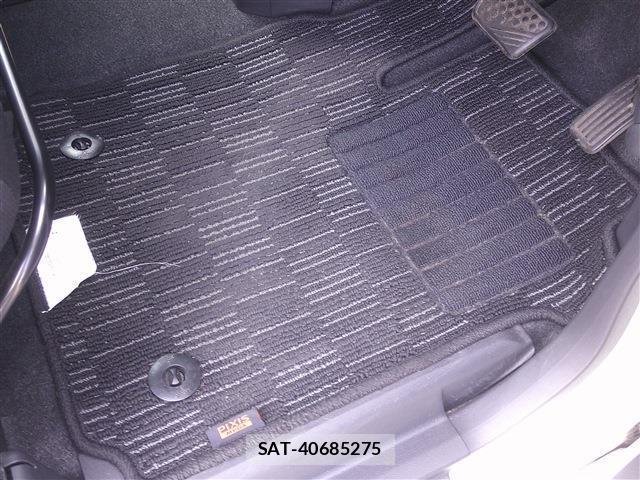 Toyota Pixis Mega 2016-01 8054247-19