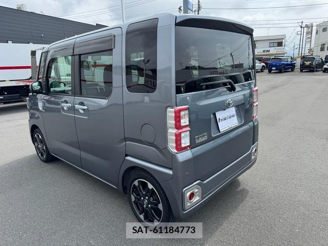 Toyota Pixis Mega 2020-07 8055605-12