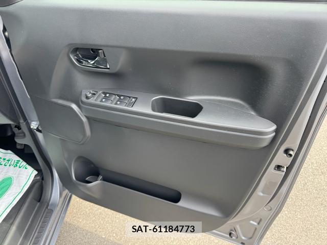 Toyota Pixis Mega 2020-07 8055605-14