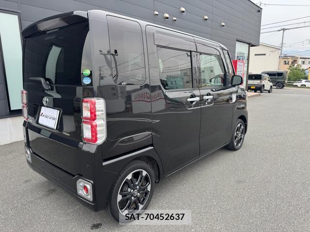 Toyota Pixis Mega 2020-07 8055606-13