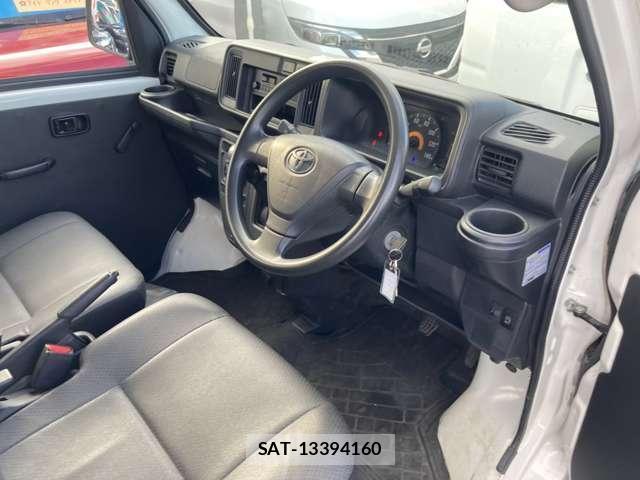 Toyota PIXIS VAN 2020-06 8053664-9