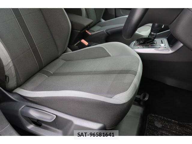 VolksWagen POLO 2018-12 8053227-11