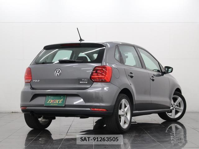 VolksWagen POLO 2017-11 8054503-1