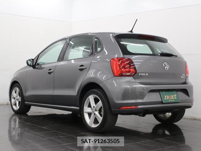 VolksWagen POLO 2017-11 8054503-14
