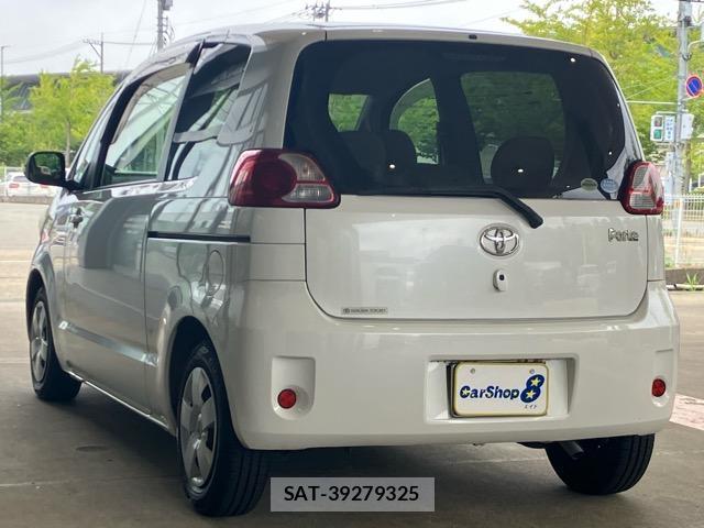 Toyota PORTE 2011-07 8055866-1