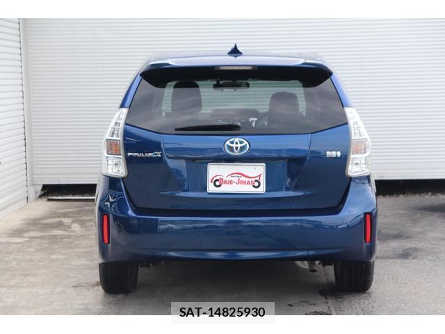 Toyota PRIUS ALPHA 2012-05 8053263-11