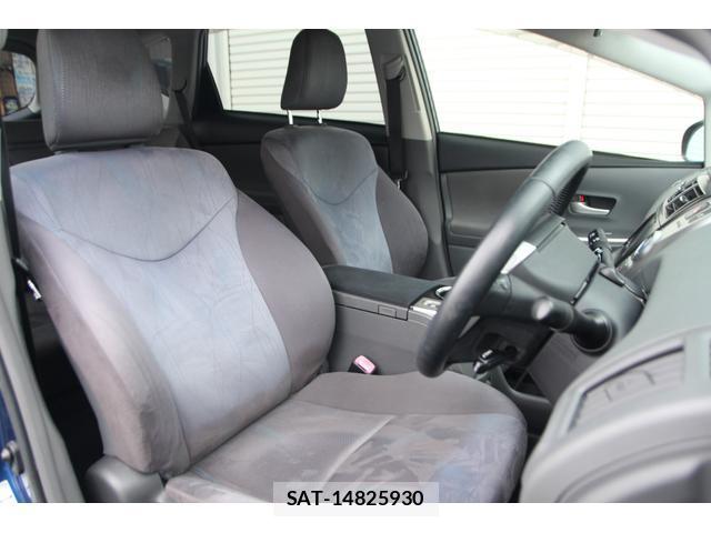 Toyota PRIUS ALPHA 2012-05 8053263-16