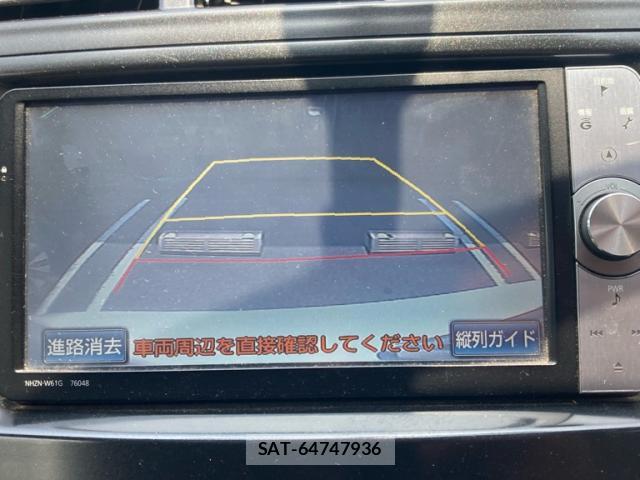 Toyota PRIUS ALPHA 2011-11 8053861-17