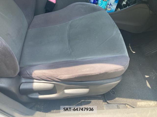 Toyota PRIUS ALPHA 2011-11 8053861-6