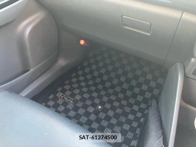 Toyota PRIUS ALPHA 2014-05 8053898-16