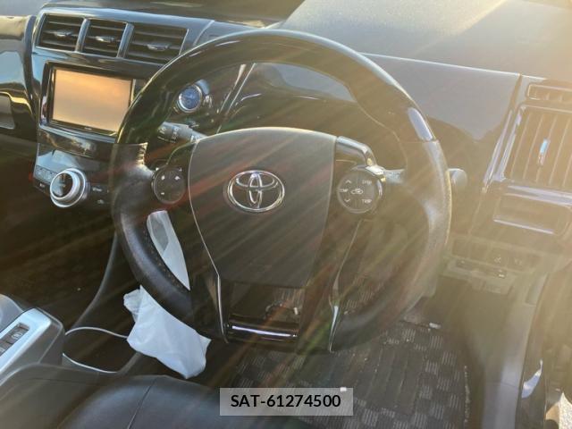 Toyota PRIUS ALPHA 2014-05 8053898-18