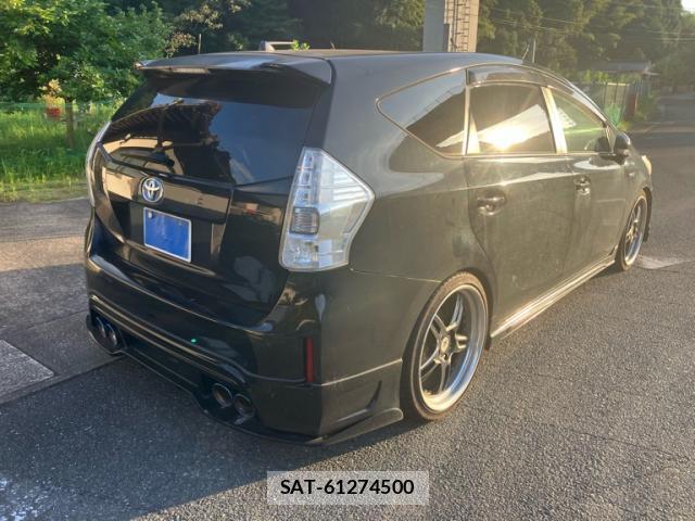 Toyota PRIUS ALPHA 2014-05 8053898-5