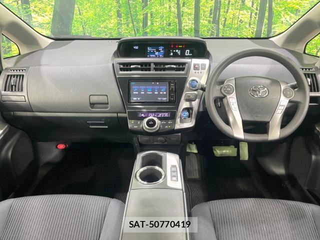 Toyota PRIUS ALPHA 2015-08 8054308-1