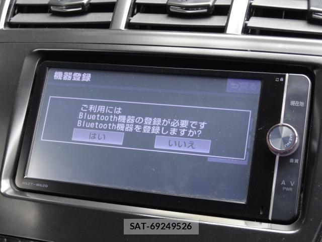 Toyota PRIUS ALPHA 2013-10 8054427-17