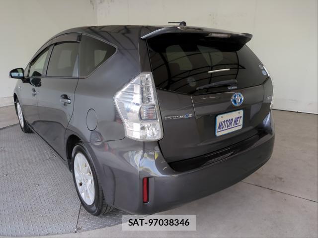 Toyota PRIUS ALPHA 2012-01 8054992-10