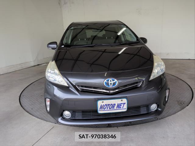 Toyota PRIUS ALPHA 2012-01 8054992-12