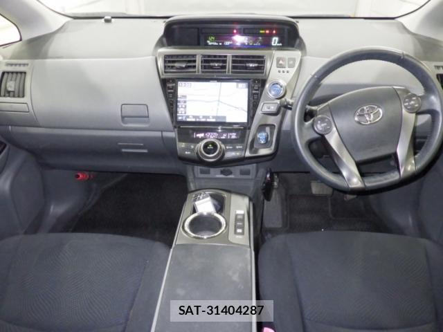Toyota PRIUS ALPHA 2014-11 8055401-2