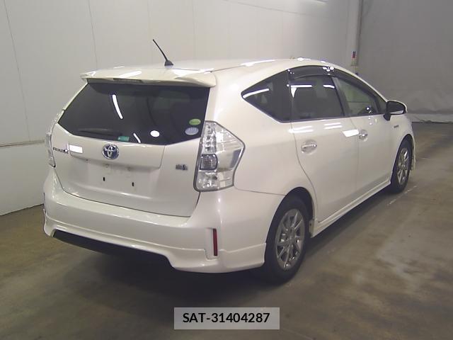 Toyota PRIUS ALPHA 2014-11 8055401-4